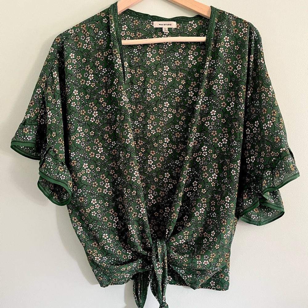 Max Studio Floral Green Button Up blouse